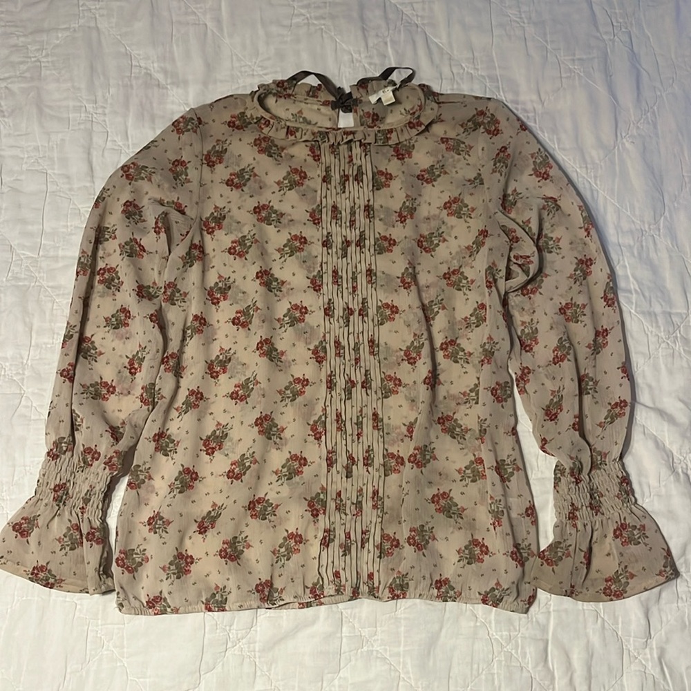 Cottagecore floral blouse w/ bow 💐🎀